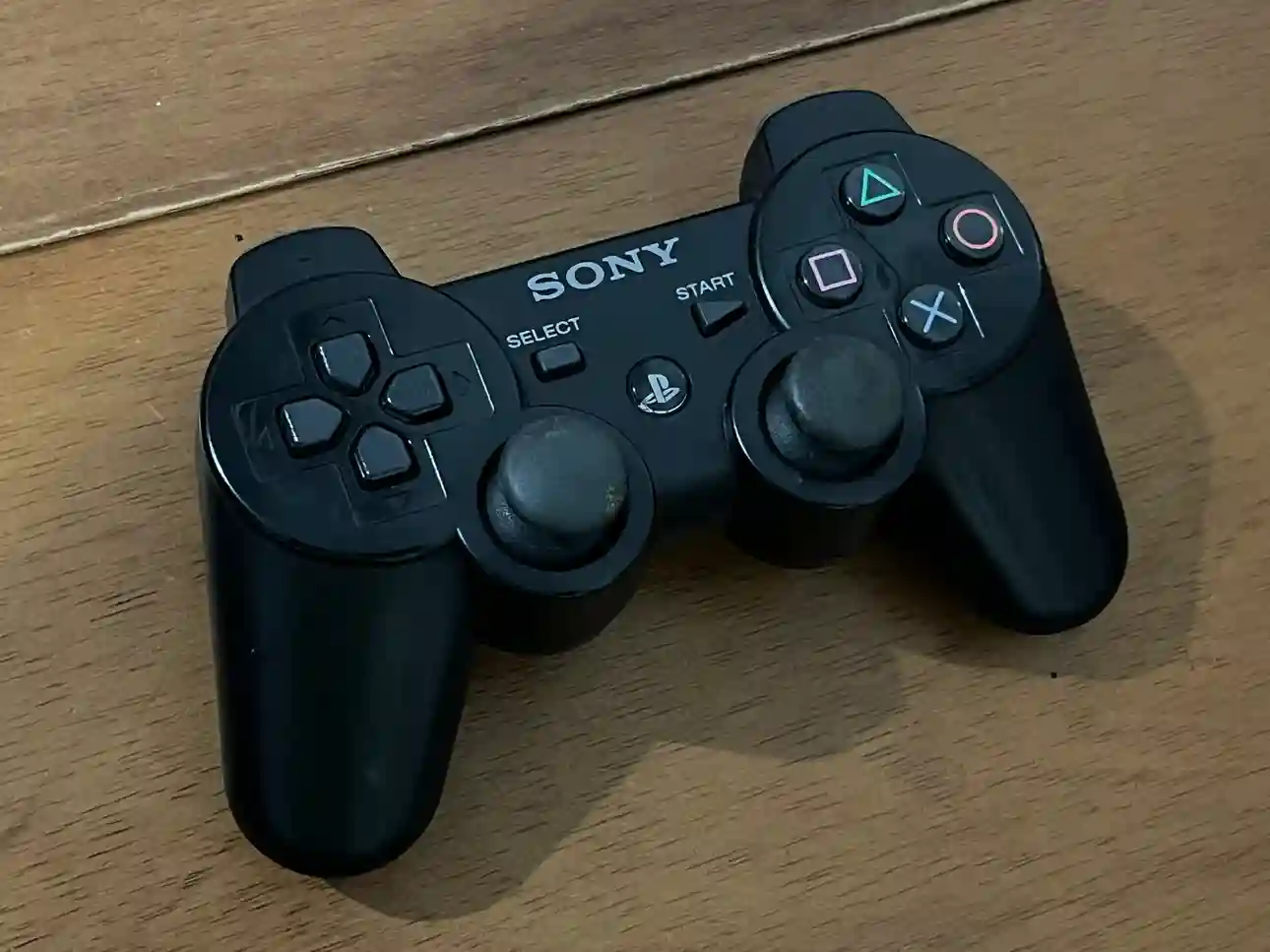 CX/ Mathias Cabral Constantino / ORIGINAL SIXAXIS PS3 SONY. 48,00 SEGUIDOS DE 12,00