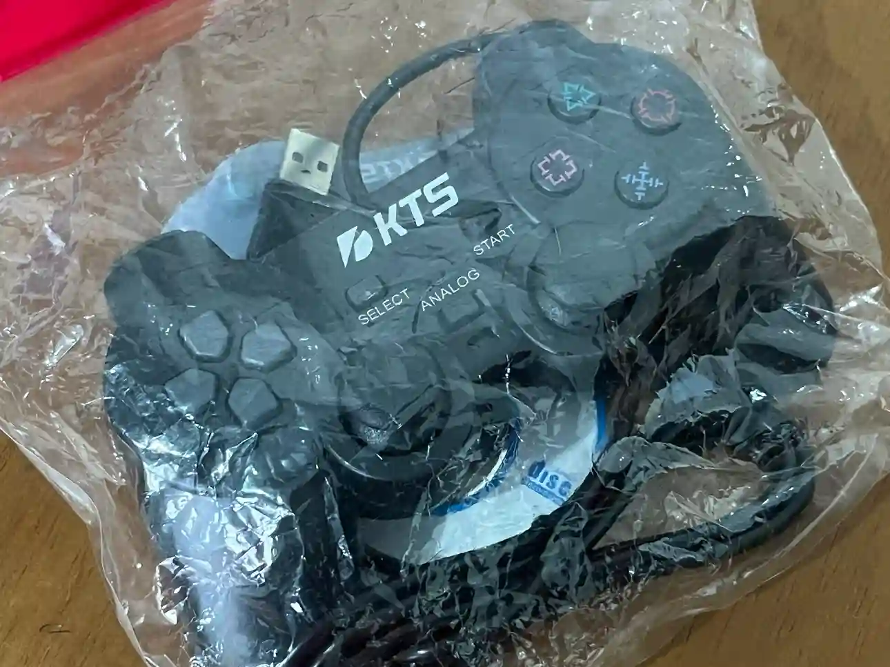 CX/ Ajanuar /CONTROLE PS2 USB. 10,00 SEGUIDOS DE 8,00