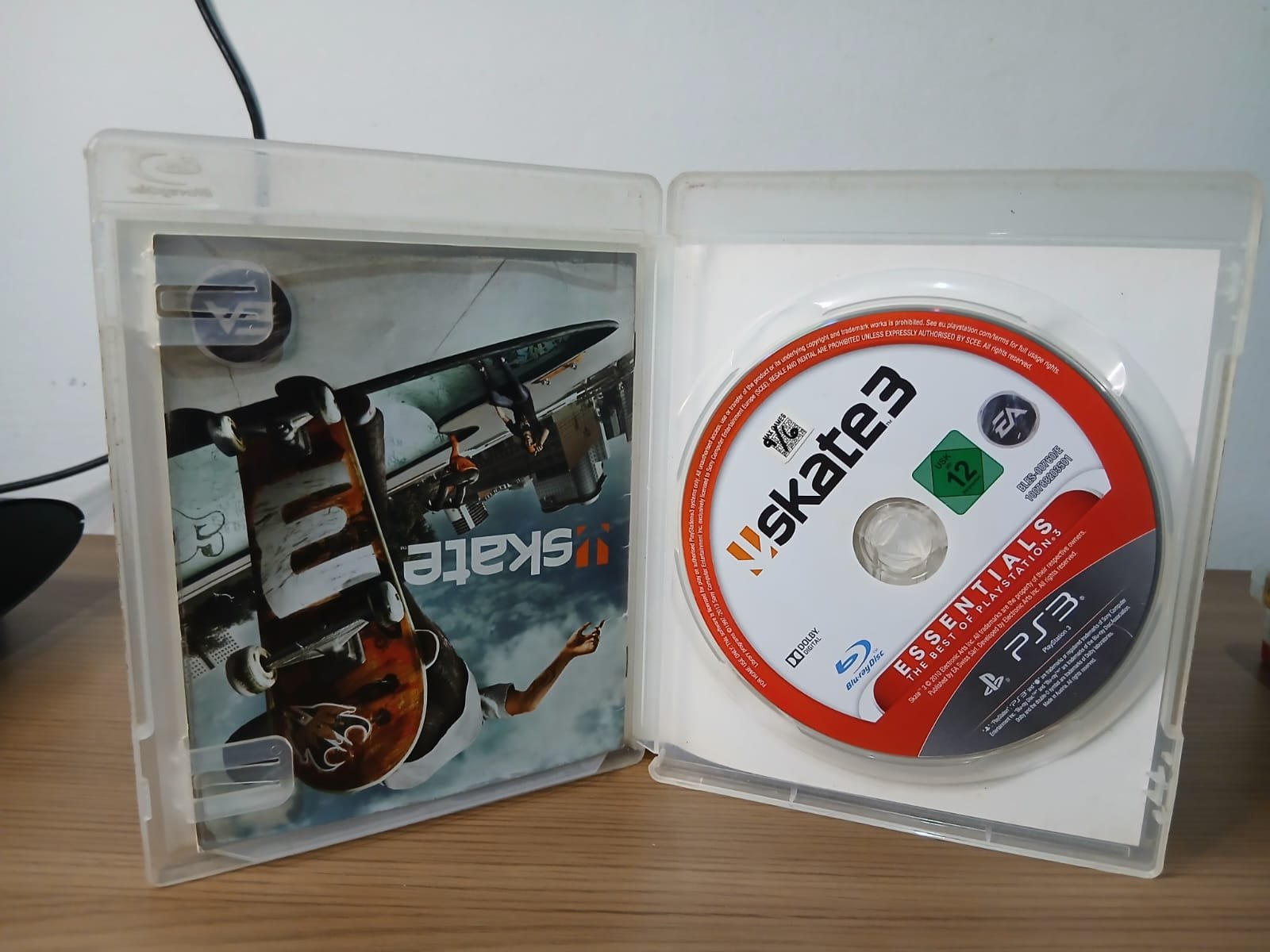 FH/ k******es /SKATE 3 PS3! TOP!  28,00 seguidos de 5,00