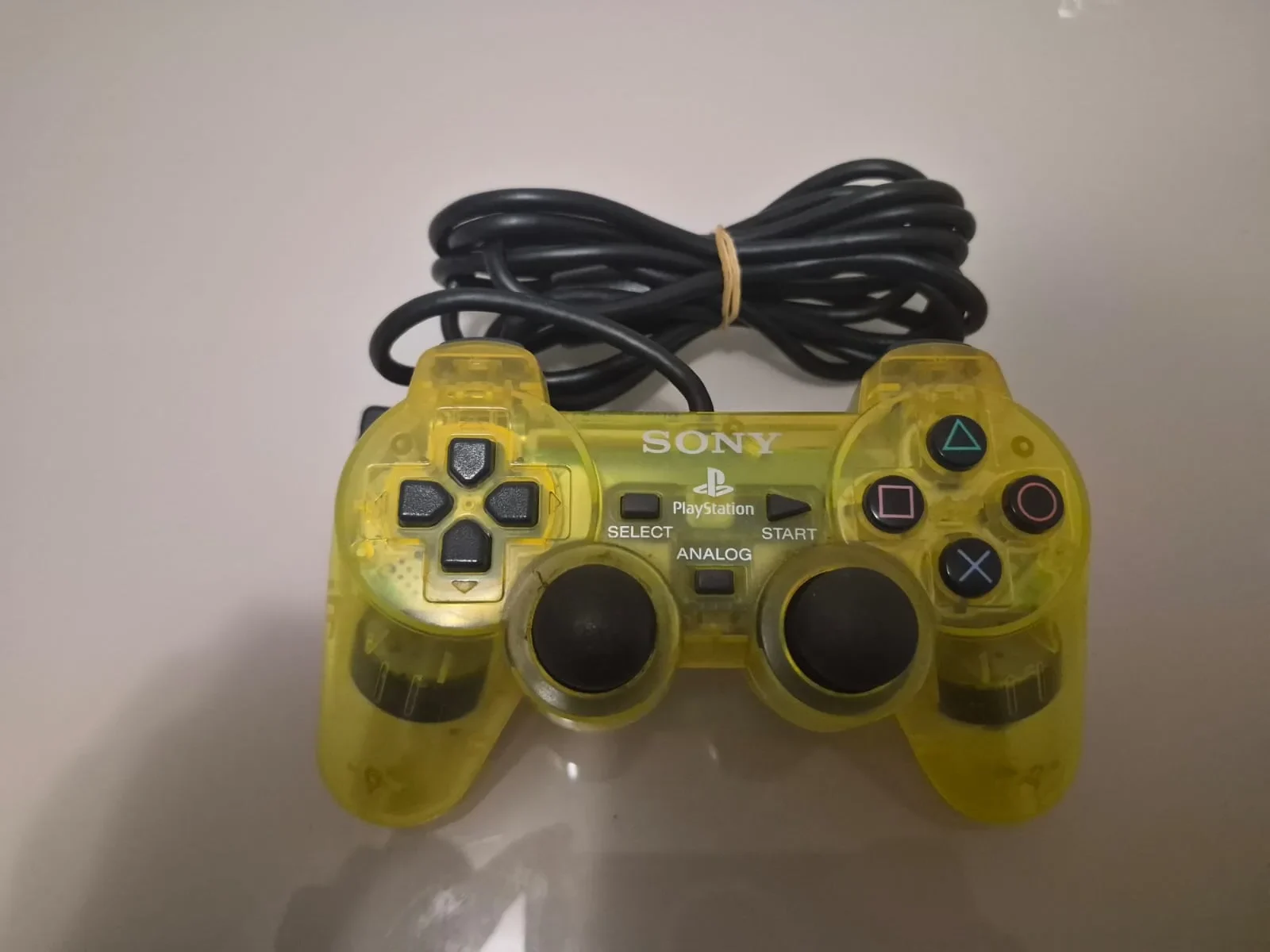 JD/ ORIGINAL CONTROLE PS2 ED. LEMON YELLOW, 119,00 SEGUIDOS DE 11,00