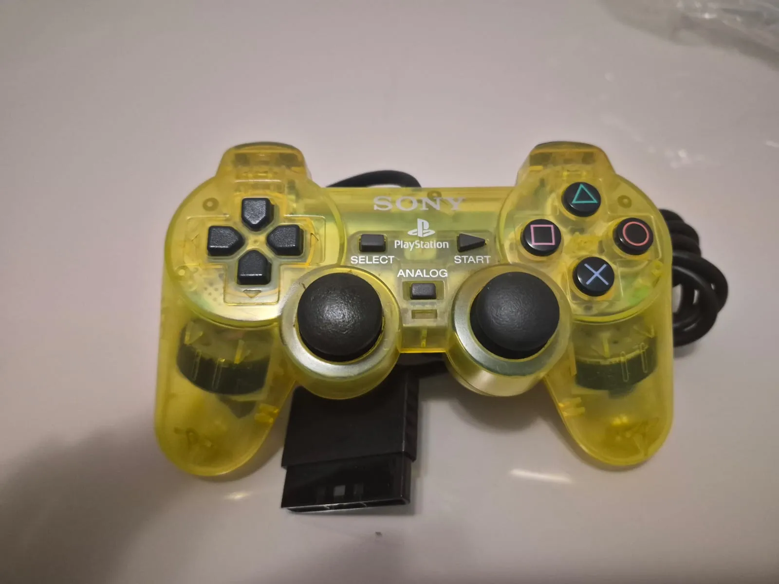 JD/ ORIGINAL CONTROLE PS2 ED. LEMON YELLOW, 119,00 SEGUIDOS DE 11,00