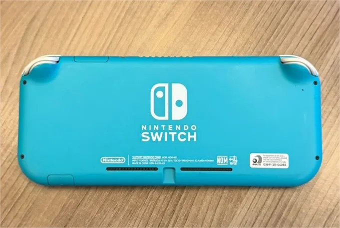 R9/ ORIGINAL NINTENDO SWITCH LITE – 99,00 SEGUIDOS DE 49,00