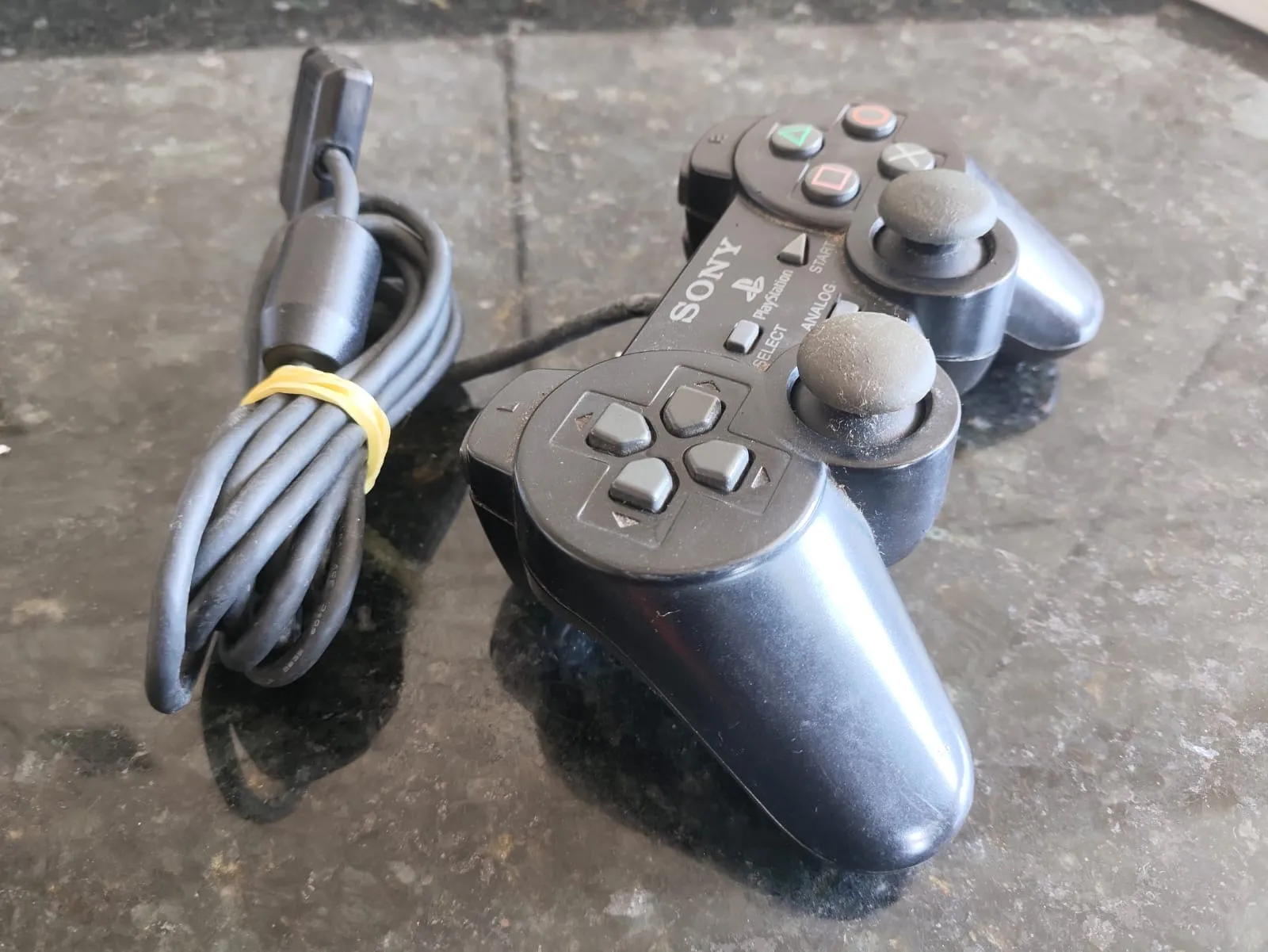 WA/ Eduardo Soares Pereira /CONTROLE ORIGINAL PS2! SONY! 48,00 SEGUIDOS DE 14,00