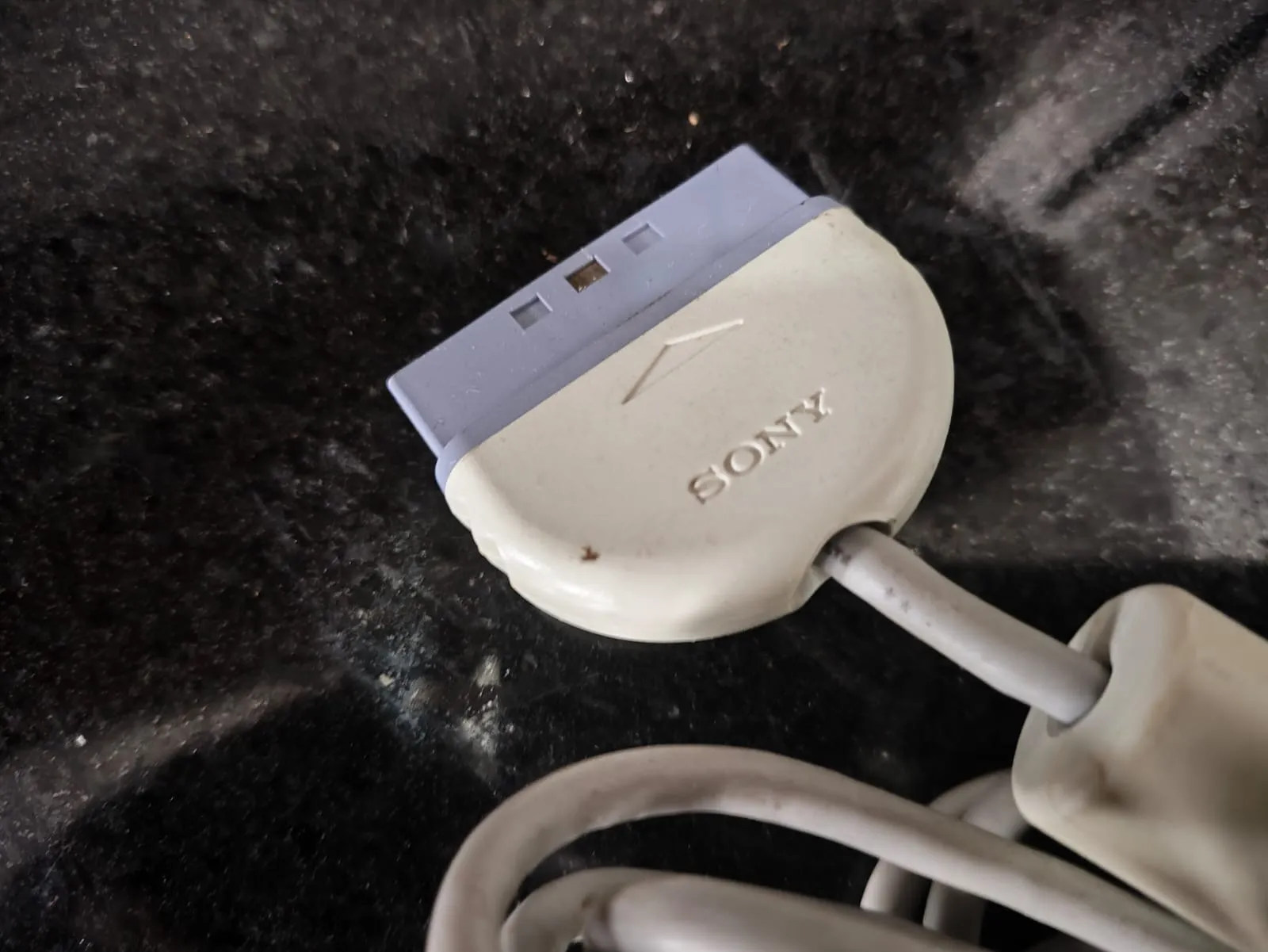 WA/ Leo sandi /CONTROLE ORIGINAL. PS1. 41,00 SEGUIDOS DE 7,00