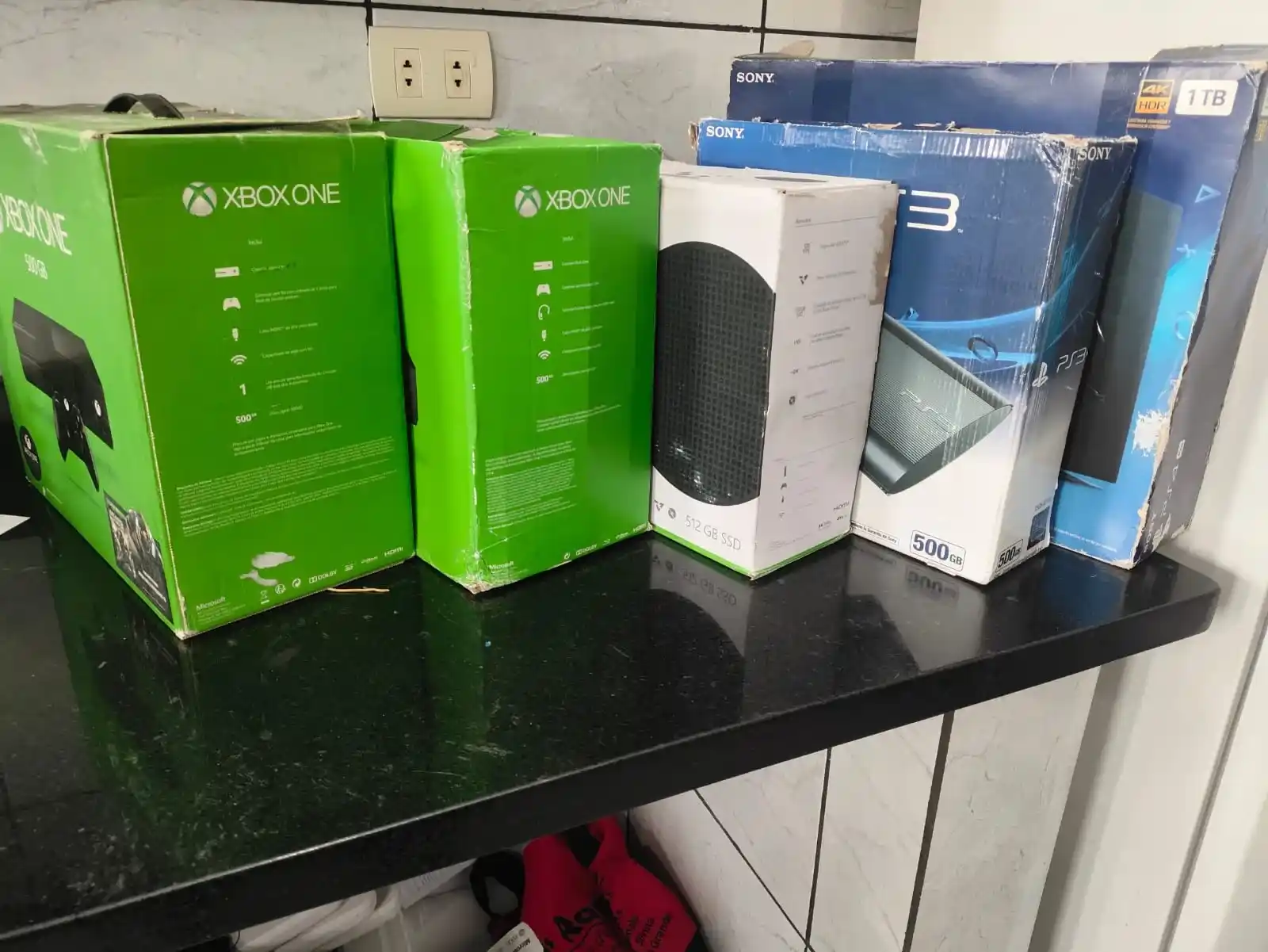 WA/ CAIXAS ORIGINAIS 77,00 SEGUIDOS DE 7,00