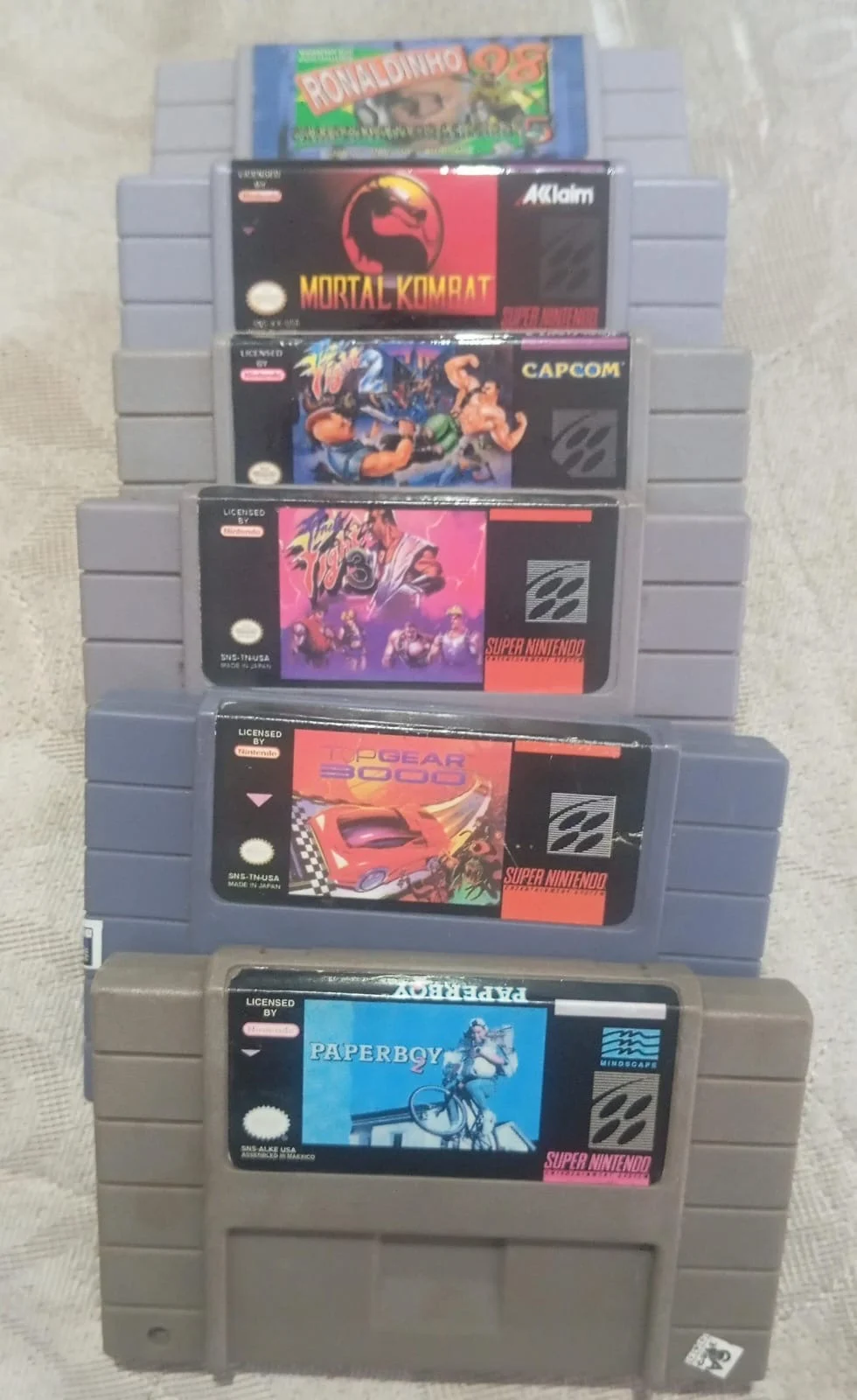 CX/ D***el B***os /LOTE 6 JOGOS SNES! TOPS! 119,00 SEGUIDOS DE 15,00