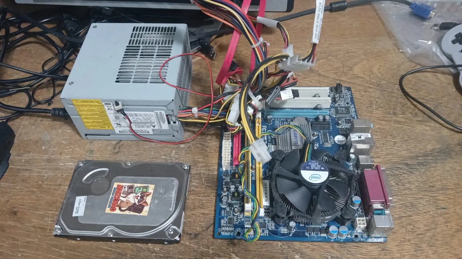 CL/ KIT BATOCERA DDR2 128,00 SEGUIDOS 28,00