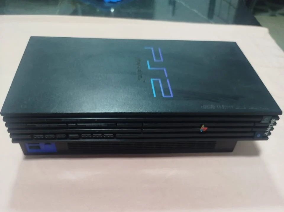 TA/ PLAYSTATION 2 FAT! SONY  77,00 SEGUIDOS DE 9,00