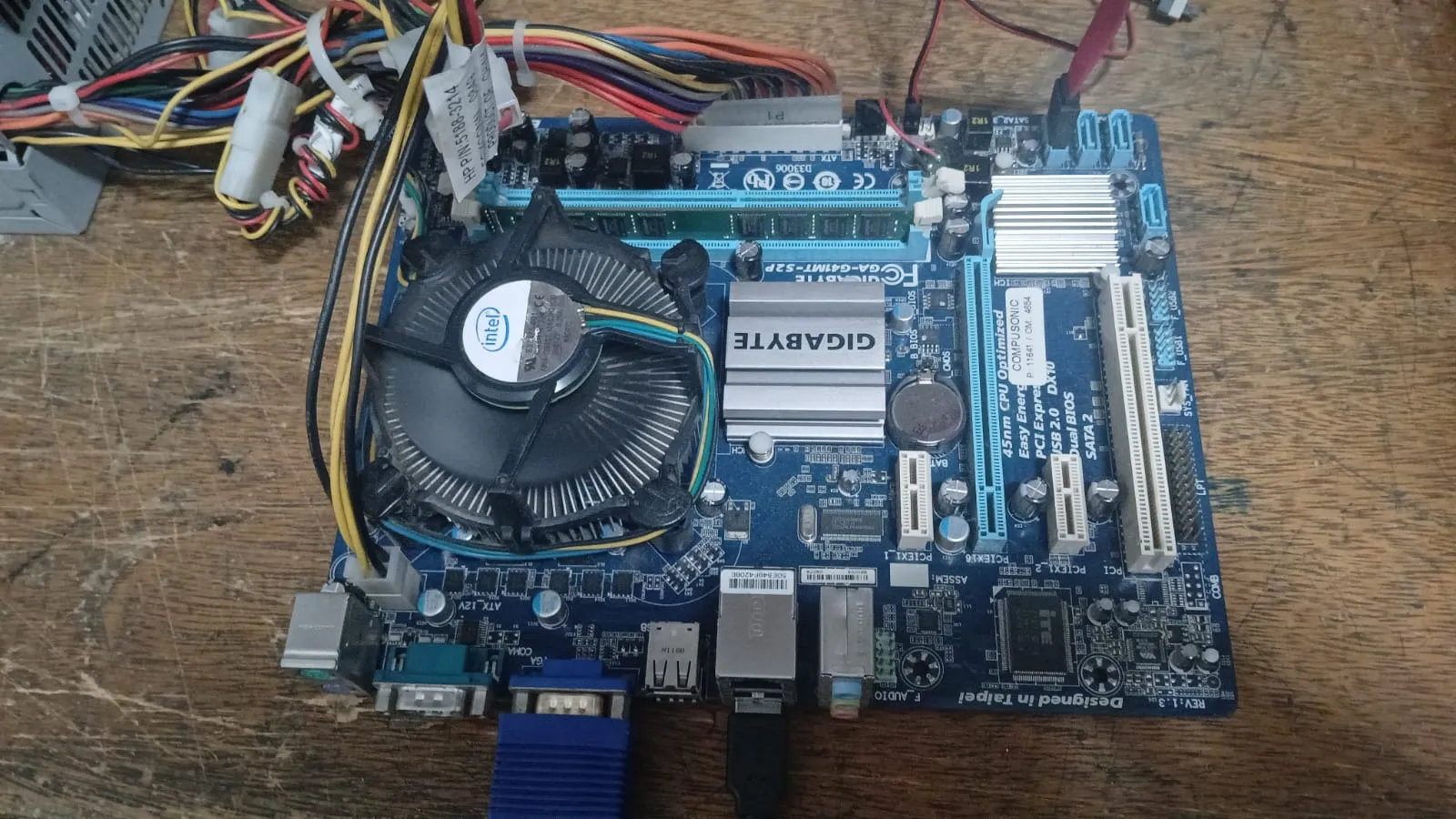 CL/ F****10 /KIT BATOCERA DDR3 188,00 SEGUIDOS 28,00