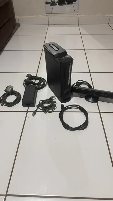 NR/ XBOX360 FAT   177,00 SEGUIDOS DE 29,00