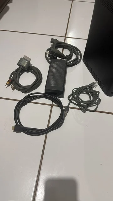 NR/ XBOX360 FAT   177,00 SEGUIDOS DE 29,00