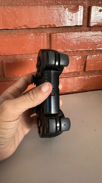 NR/ CONTROLE ORIGINAL PS3 57,00 SEGUIDOS DE 9,00