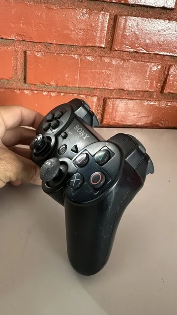 NR/ CONTROLE ORIGINAL PS3 57,00 SEGUIDOS DE 9,00