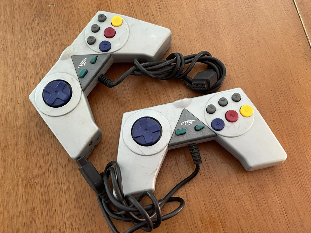 7B/ Palotta /2 CONTROLES GAMES. 10,00 SEGUIDOS DE 5,00