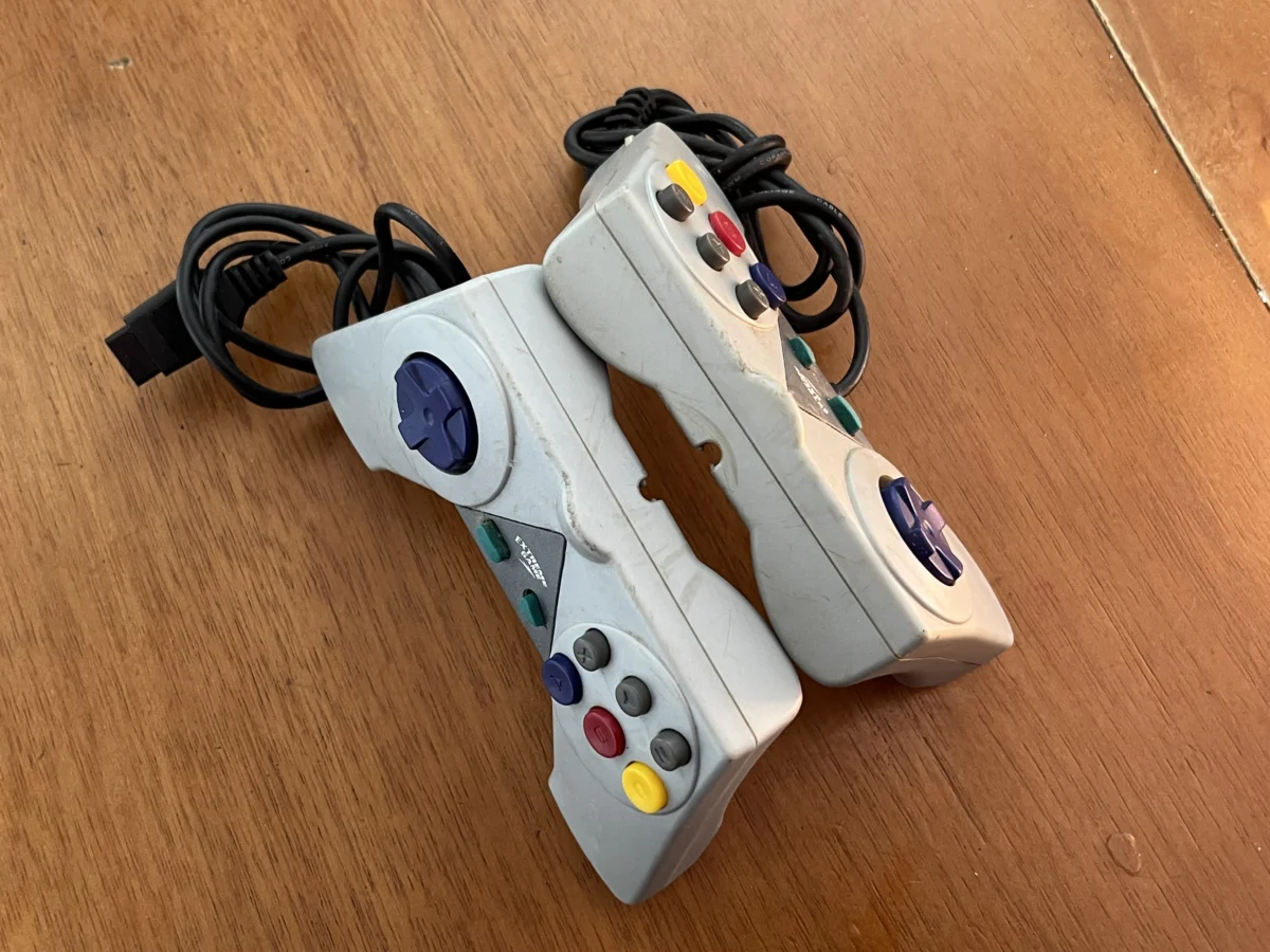 7B/ Palotta /2 CONTROLES GAMES. 10,00 SEGUIDOS DE 5,00