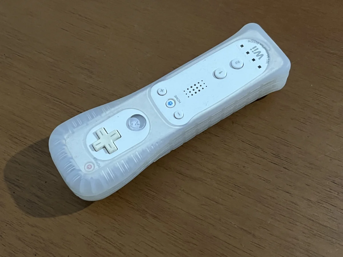 CX/ Eric Silva Andrade /ORIGINAL CONTROLE WII. 47,00 SEGUIDOS DE 12,00