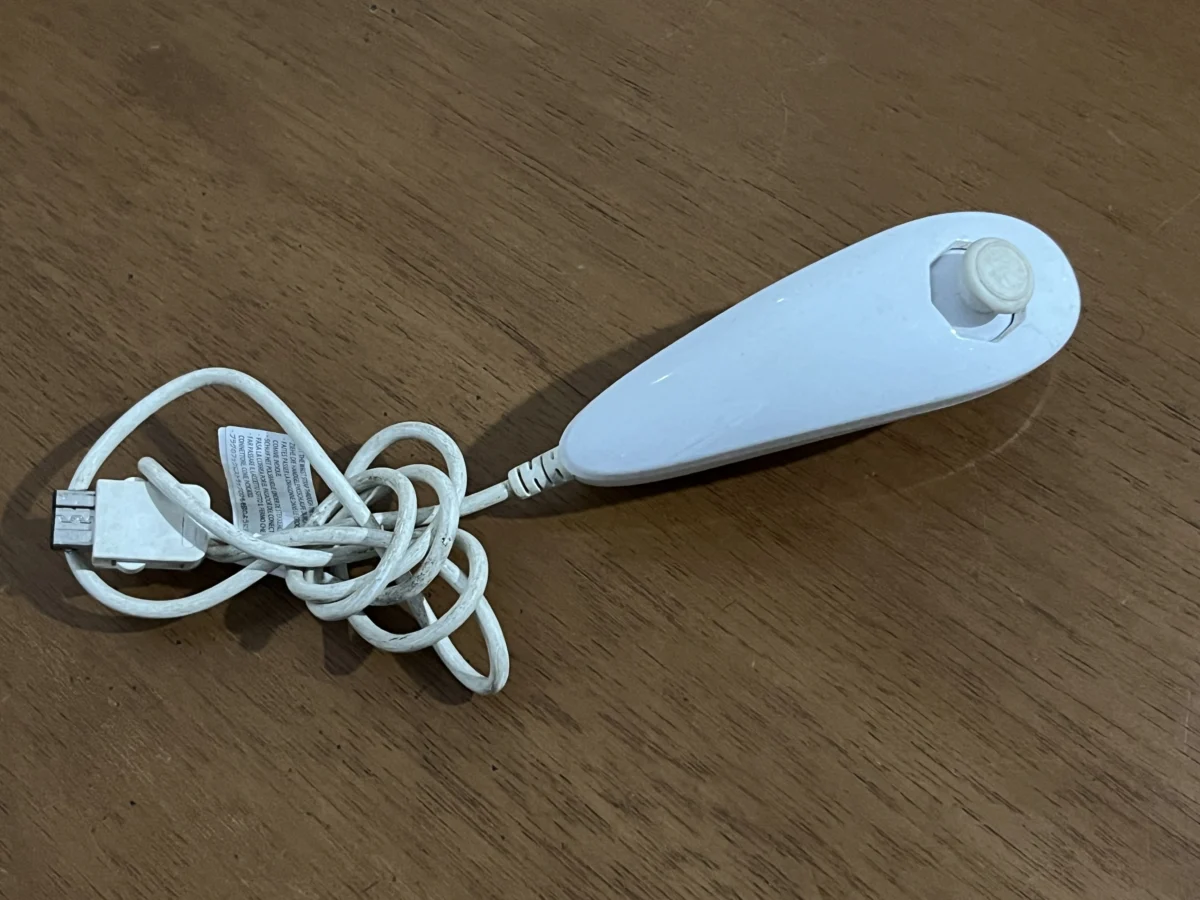 CX/ LFERNANDO /ORIGINAL CONTROLE WII. 34,00 SEGUIDOS DE 7,00