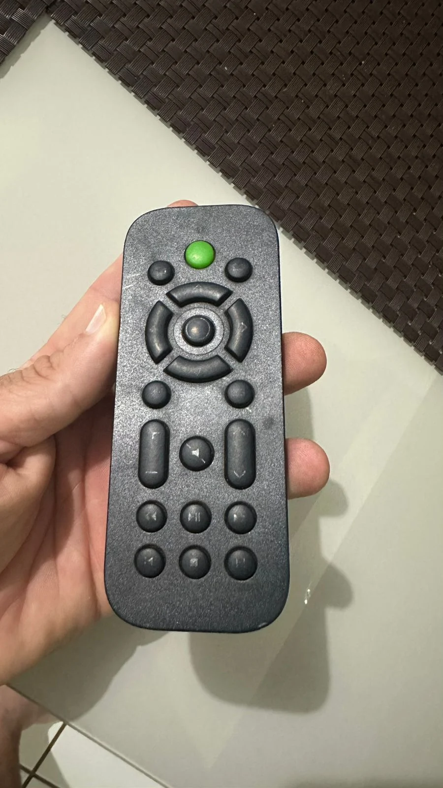 NR/ CONTROLE REMOTO UNIVERSAL XBOX   25,00 SEGUIDOS DE 5,00