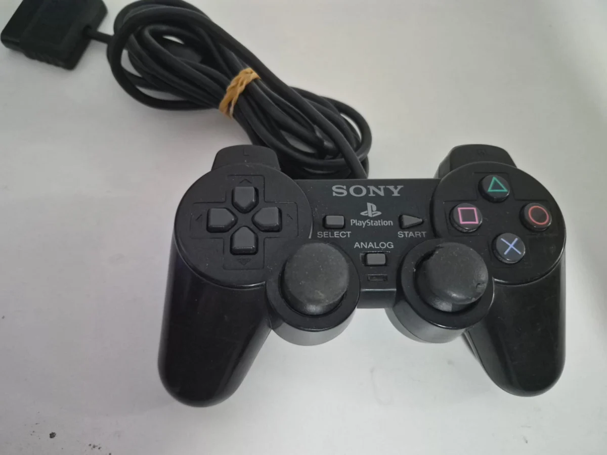 JD/ S*****89 /ORIGINAL CONTROLE PS2, 49,00 SEGUIDOS DE 6,00