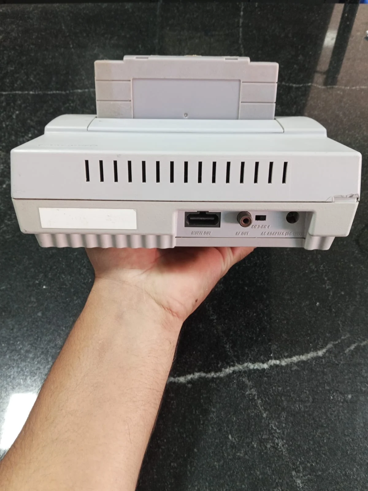 CX/ T*f /SUPER NINTENDO FAT! 47,00 SEGUIDOS DE 15,00