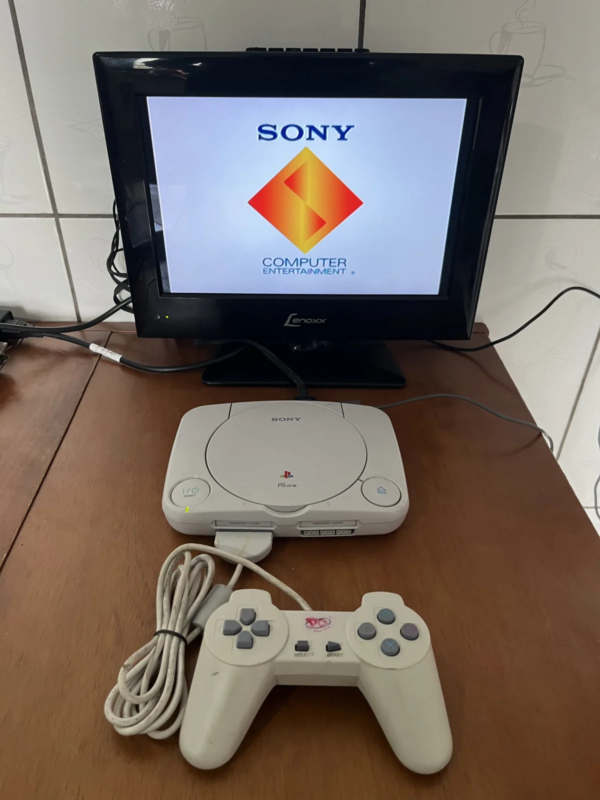 CX/ W***eo /PLAYSTATION ONE! TOP! 87,00 SEGUIDOS DE 15,00