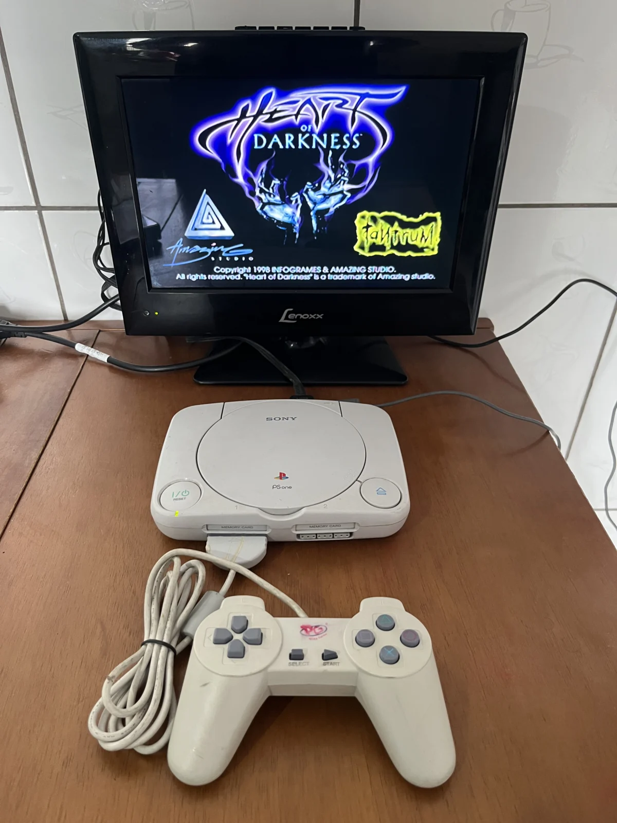 CX/ W***eo /PLAYSTATION ONE! TOP! 87,00 SEGUIDOS DE 15,00