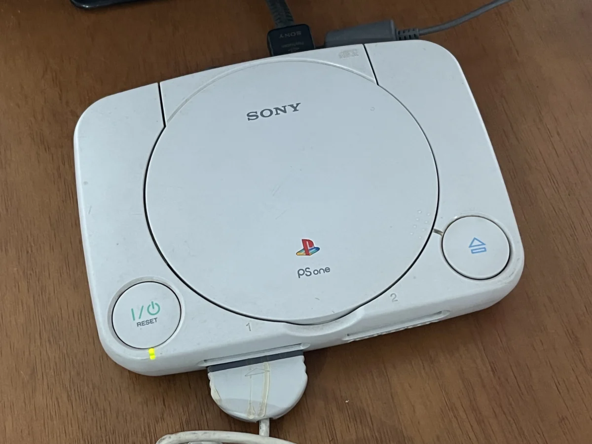 CX/ W***eo /PLAYSTATION ONE! TOP! 87,00 SEGUIDOS DE 15,00