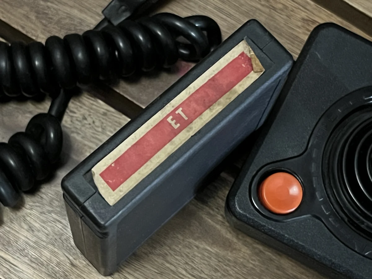 CX/ k******es /ACESSÓRIO+ET! DO ATARI, 31,00 SEGUIDOS DE 6,00