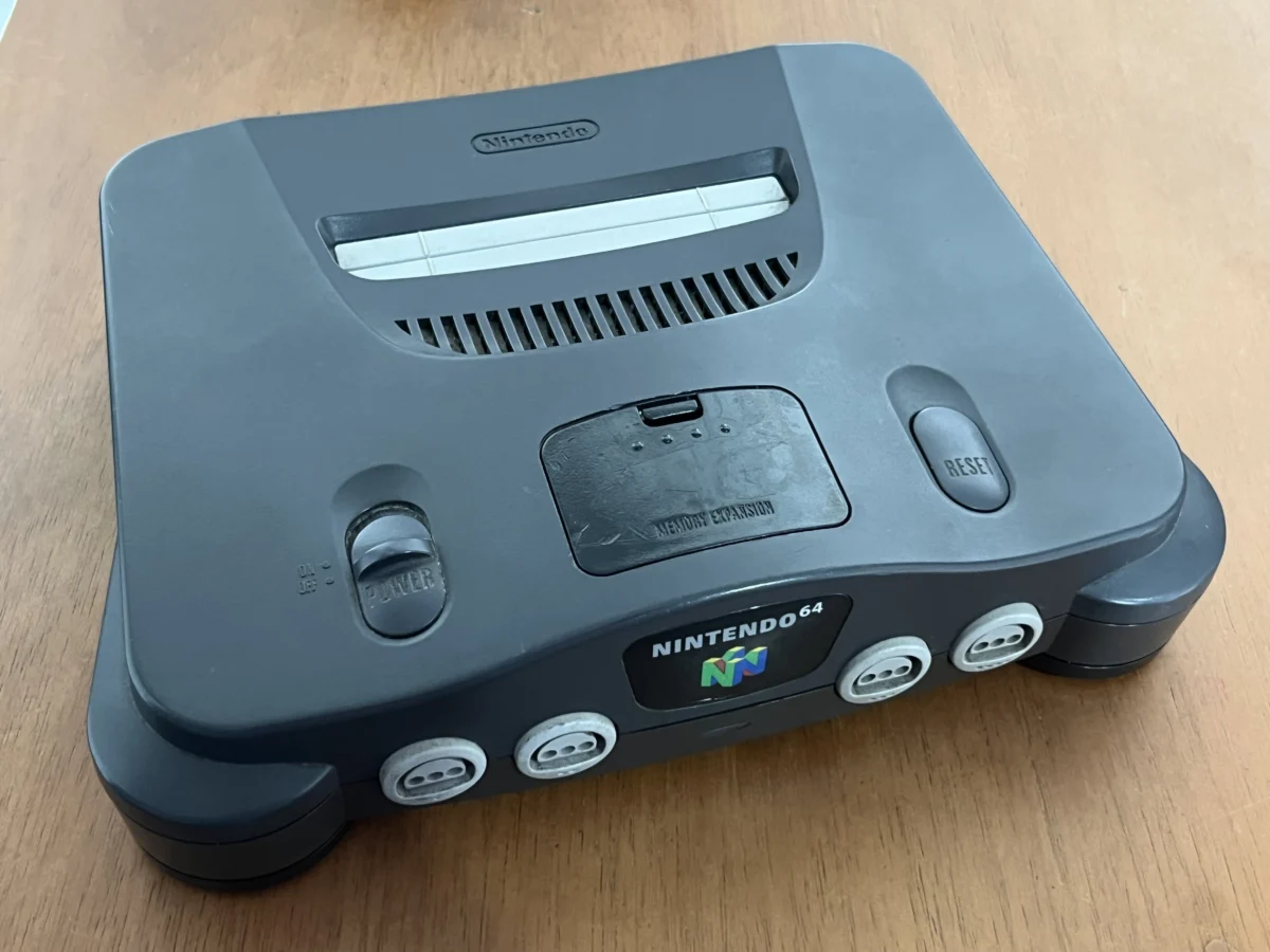 CX/ NINTENDO 64 CHAVEADO! TOP! 77,00 SEGUIDOS DE 15,00