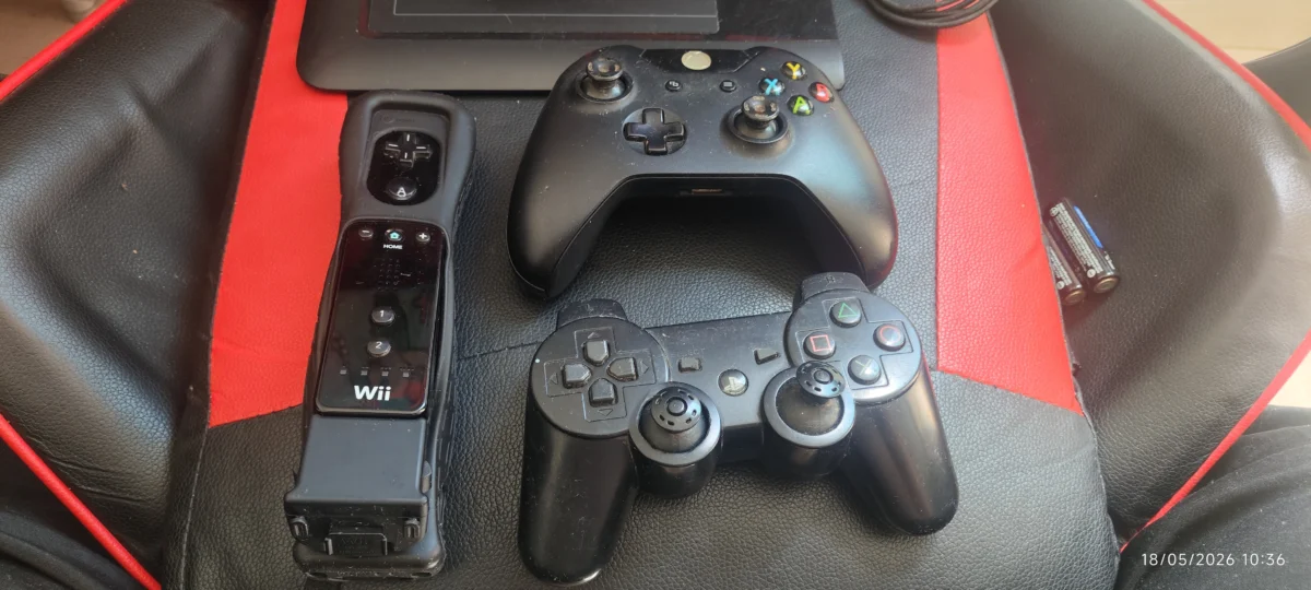 KF/ T*****io /LOTE CONTROLES 30,00 SEGUIDOS DE 5,00