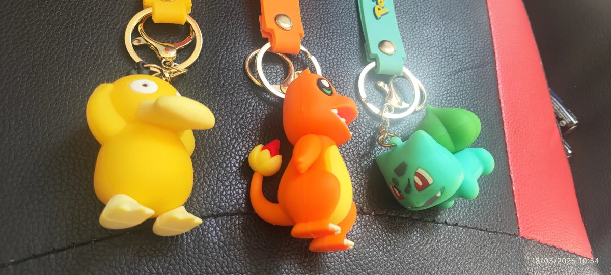 KF/ CHAV. POKEMON 3 UNID 24,00 SEGUIDOS 3,00
