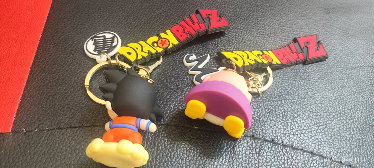 KF/ j***ys b**ga /CHAV. GOKU E MAJIBOO 2 UNID 16,00 SEGUIDOS 3,00