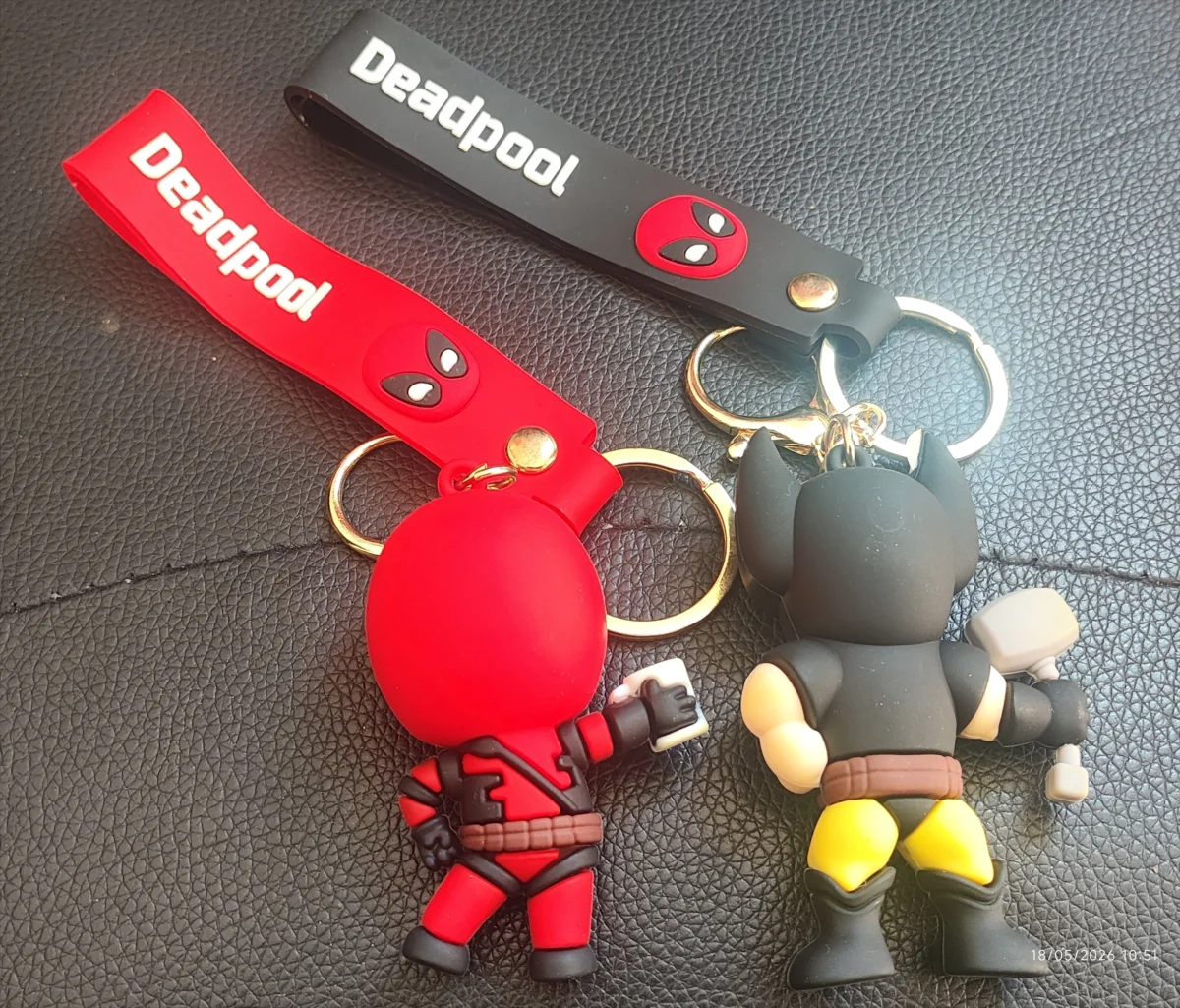 KF/ CHAV. DEADPOOL WOLVERINE 2 UNID 16,00 SEGUIDOS 3,00