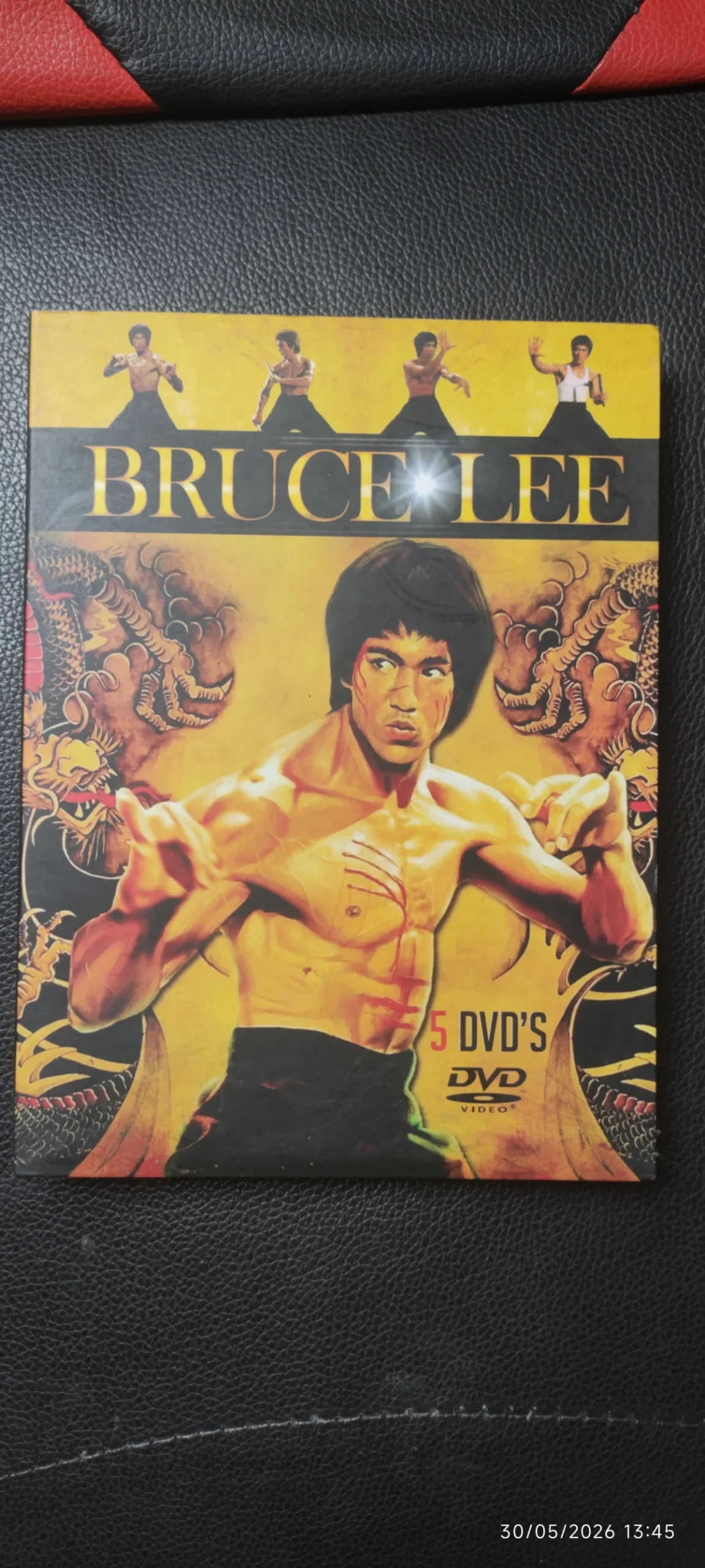 KF/ BOX BRUCE LEE 34,00 SEGUIDOS DE 9,00