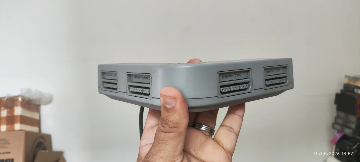 KF/ E*******BA /MULTITAP PS ONE 49,00 SEGUIDOS DE 6,00