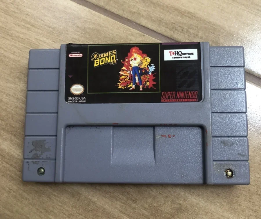 B9/ A****ar /JAMES BOND JR SNES 26,00 SEGUIDOS DE 5,00