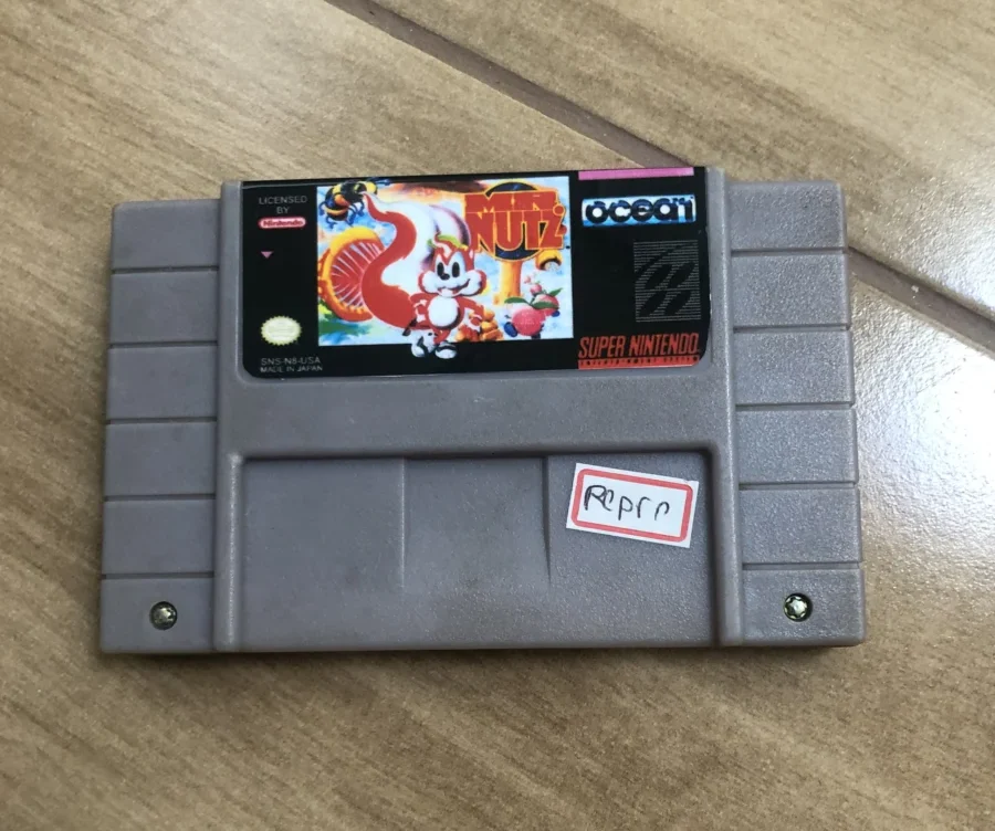 B9/ Z***mo /MR NUTZ SNES 19,00 SEGUIDOS DE 5,00