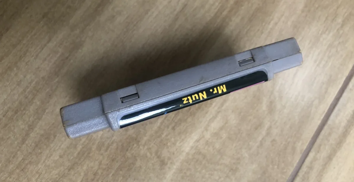 B9/ Z***mo /MR NUTZ SNES 19,00 SEGUIDOS DE 5,00