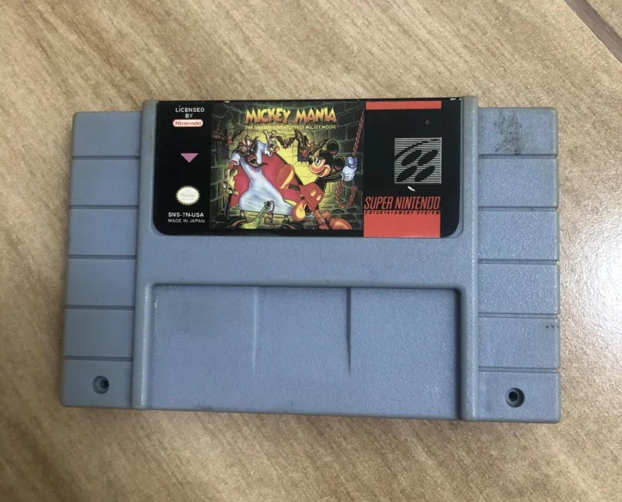 B9/MICKEY MANIA SNES 31,00 SEGUIDOS DE 5,00