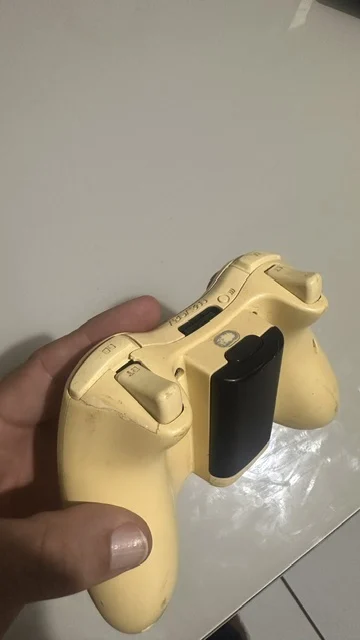 NR/ CONTROLE XBOX 360  10,00 SEGUIDOS DE 5,00