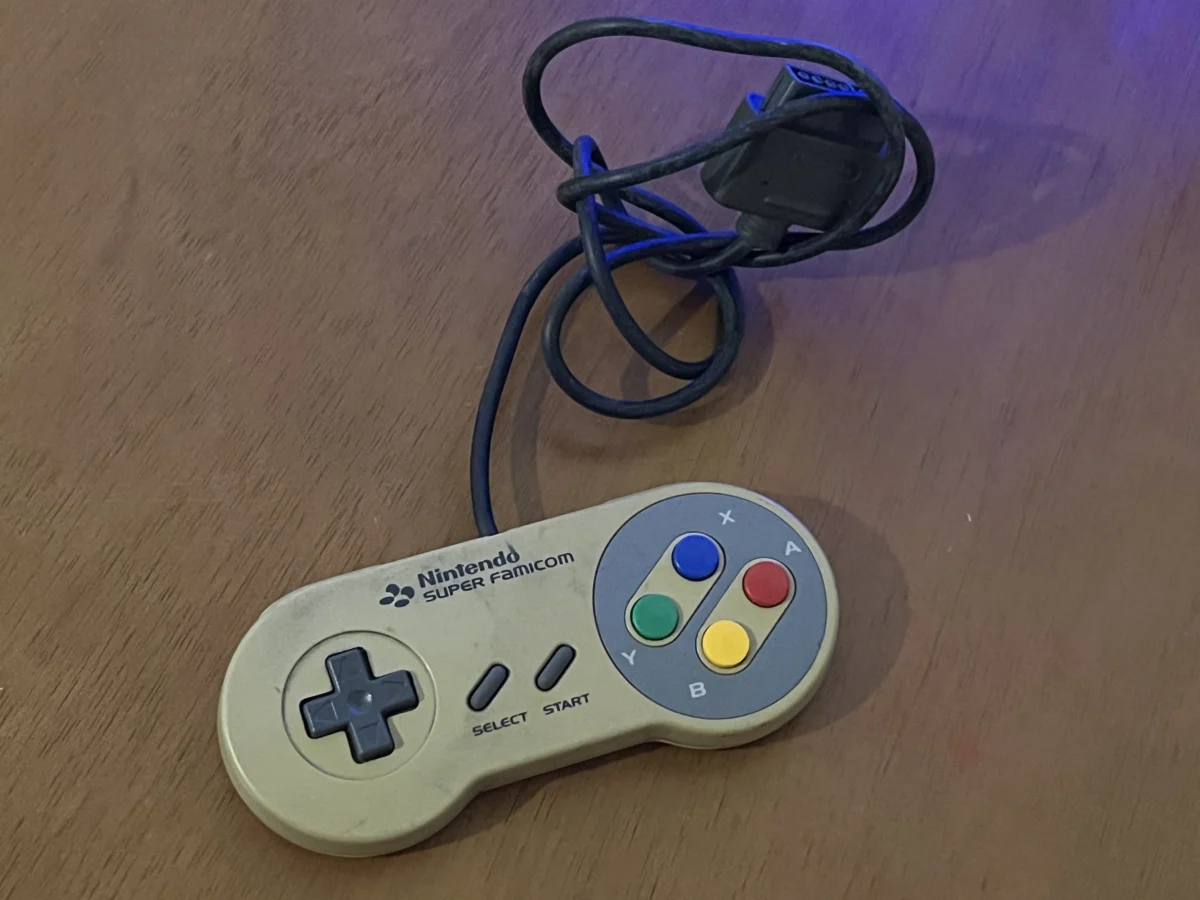 CX/ W***eo /CONTROLE ORIGINAL SUPER NES. 37,00 SEGUIDOS DE 9,00