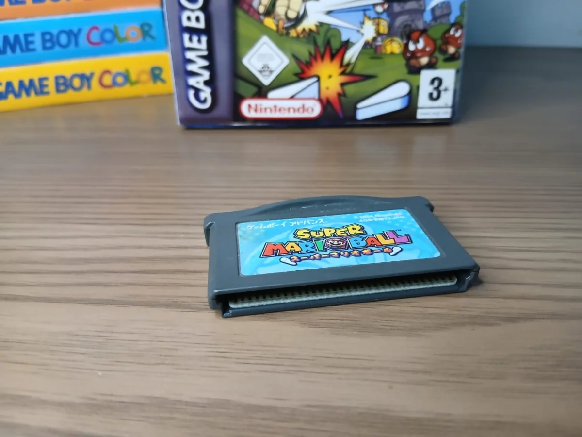 FH/ Original Super Mario Ball 33,00 SEGUIDOS DE 3,00