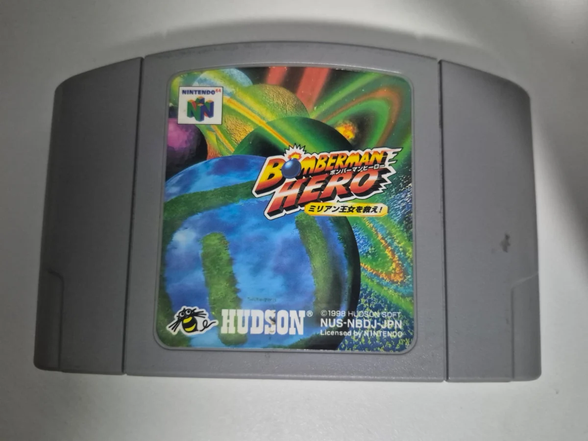 JD/ ORIGINAL BOMBERMAN HERO 48,00, SEGUIDOS DE 6,00