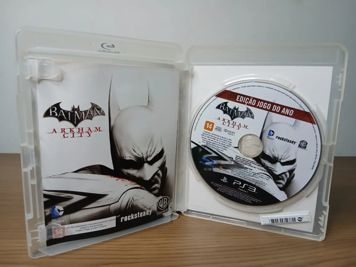 FH/ Original Batman Arham City 35,00 SEGUIDOS DE 5,00