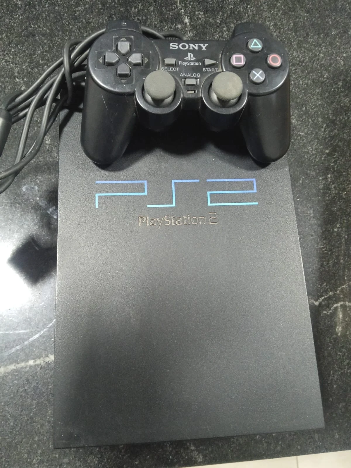 CX/ T*f /PLAYSTATION 2 FAT! TOP! 87,00 SEGUIDOS DE 23,00