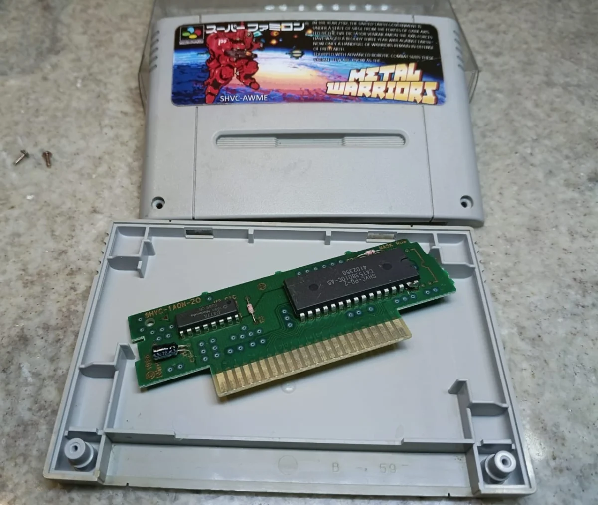 CX/ ORIGINAL PLACA. PORTUGÊS BR. METAL! 83,00 SEGUIDOS DE 9,00