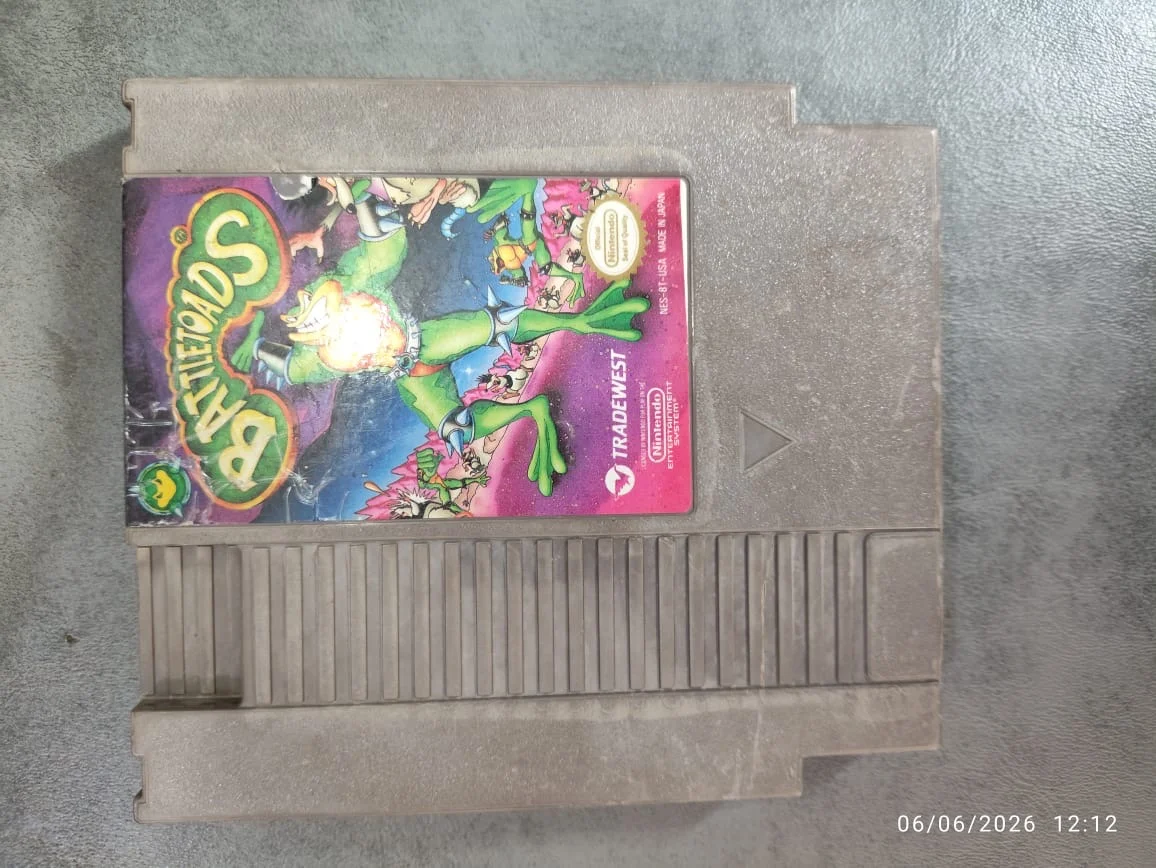 CX/ NINTENDINHO 8BITS! TOP!+ACESSÓRIOS  277,00 SEGUIDOS DE 35,00