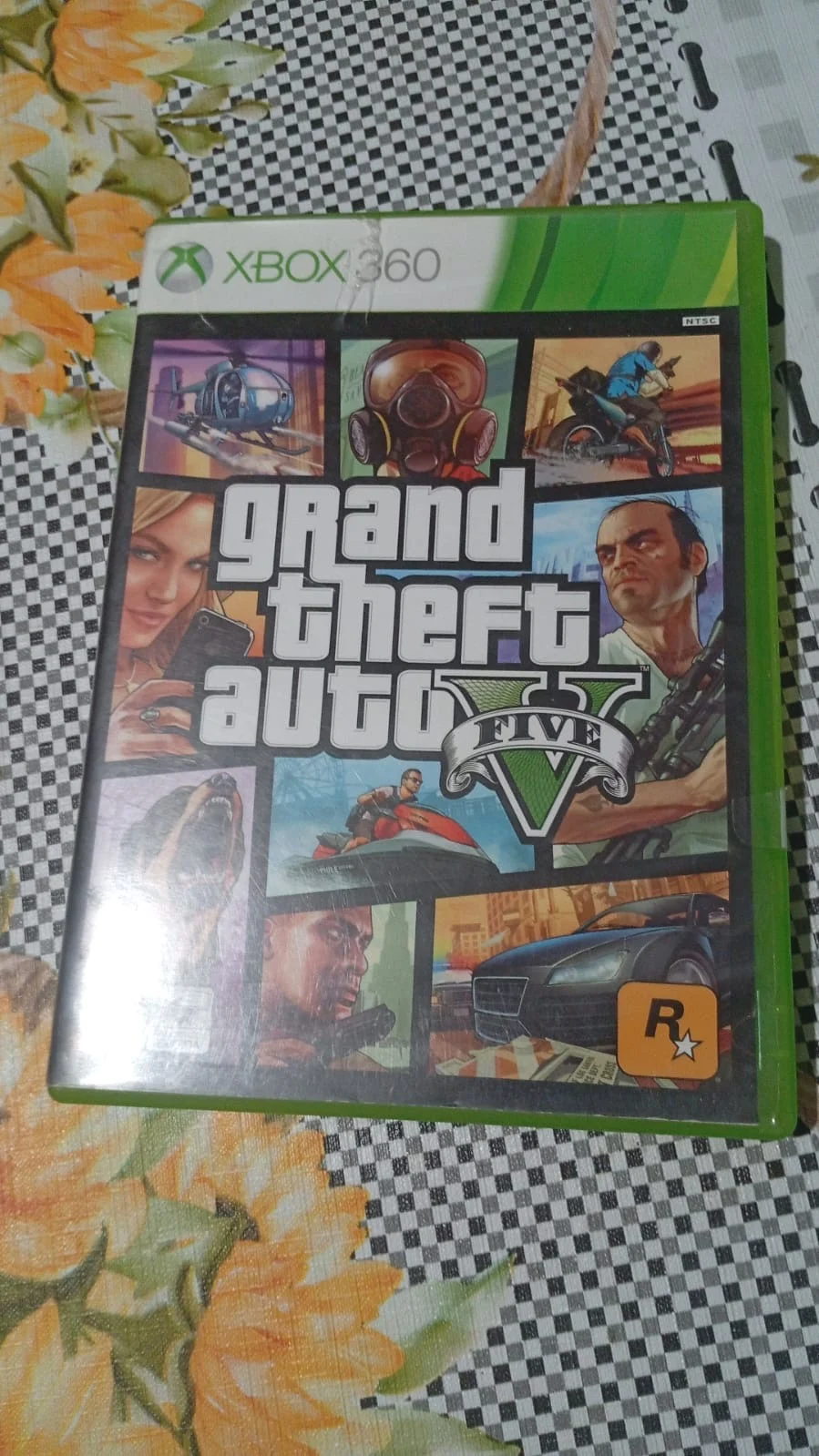 CX/ D***el B***os /GTA 5 ORIGINAL! XBOX360! 41,00 SEGUIDOS DE 7,00