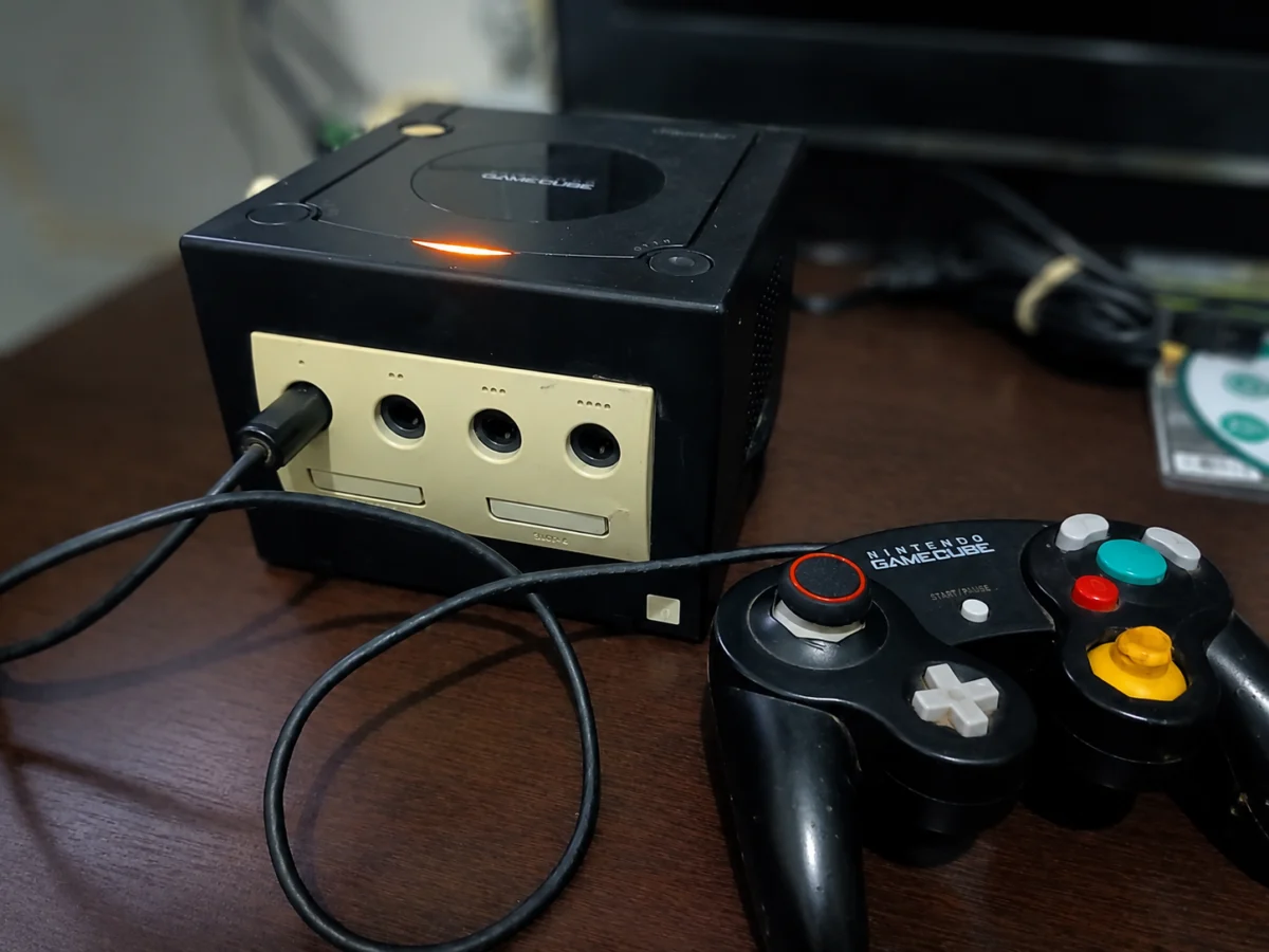 FH/ GameCube Desbloqueado SD32GB   220,00 SEGUIDOS DE 30,00