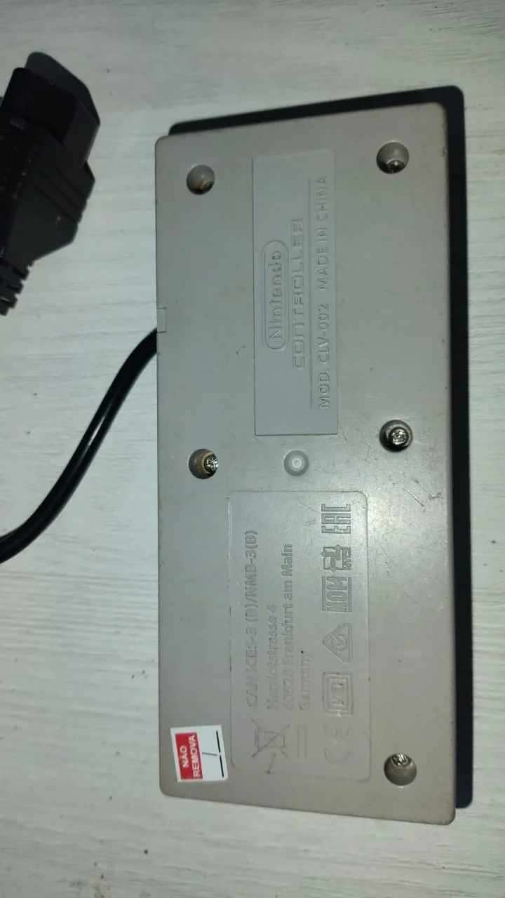 CX/ NINTENDINHO 8BITS! TOP!+ACESSÓRIOS  277,00 SEGUIDOS DE 35,00